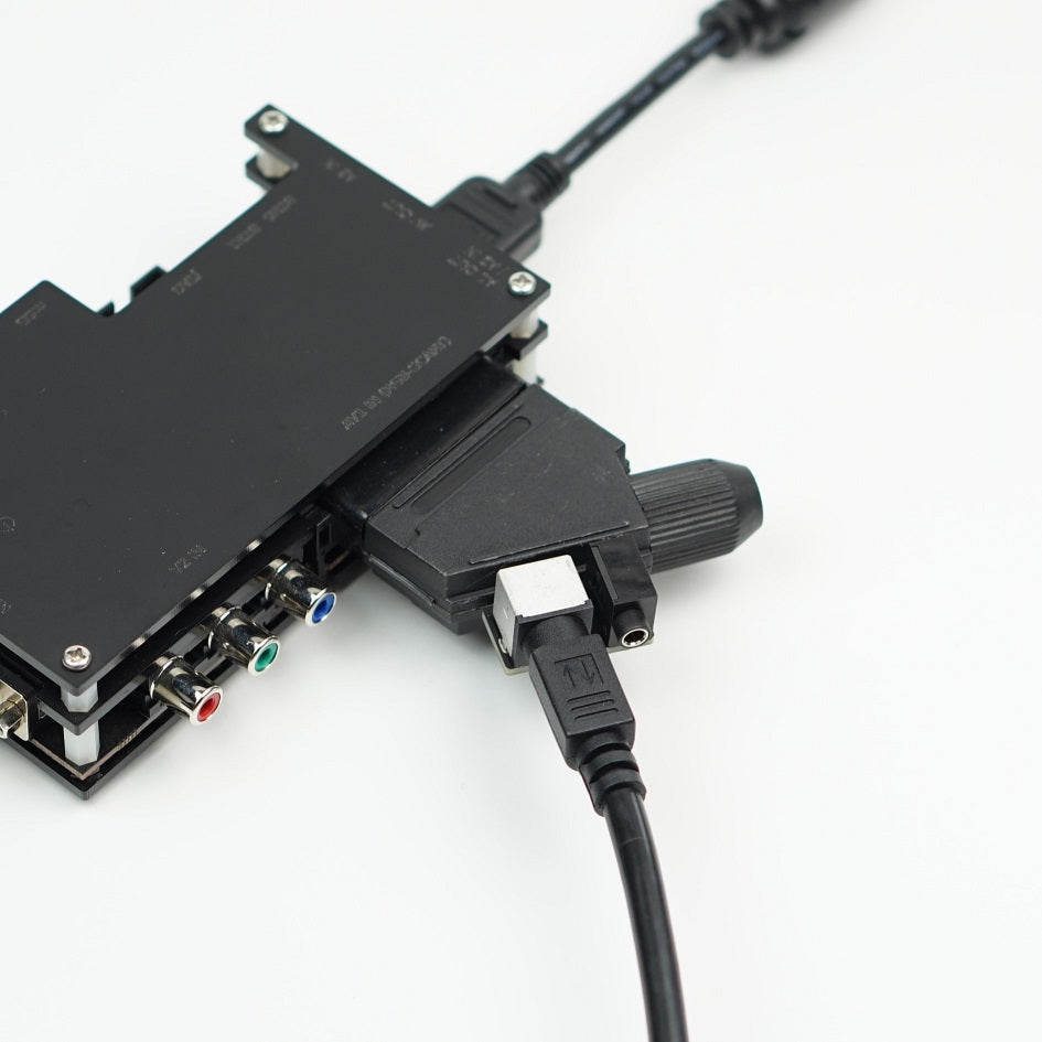 8 pin mini DIN to Scart Adapter